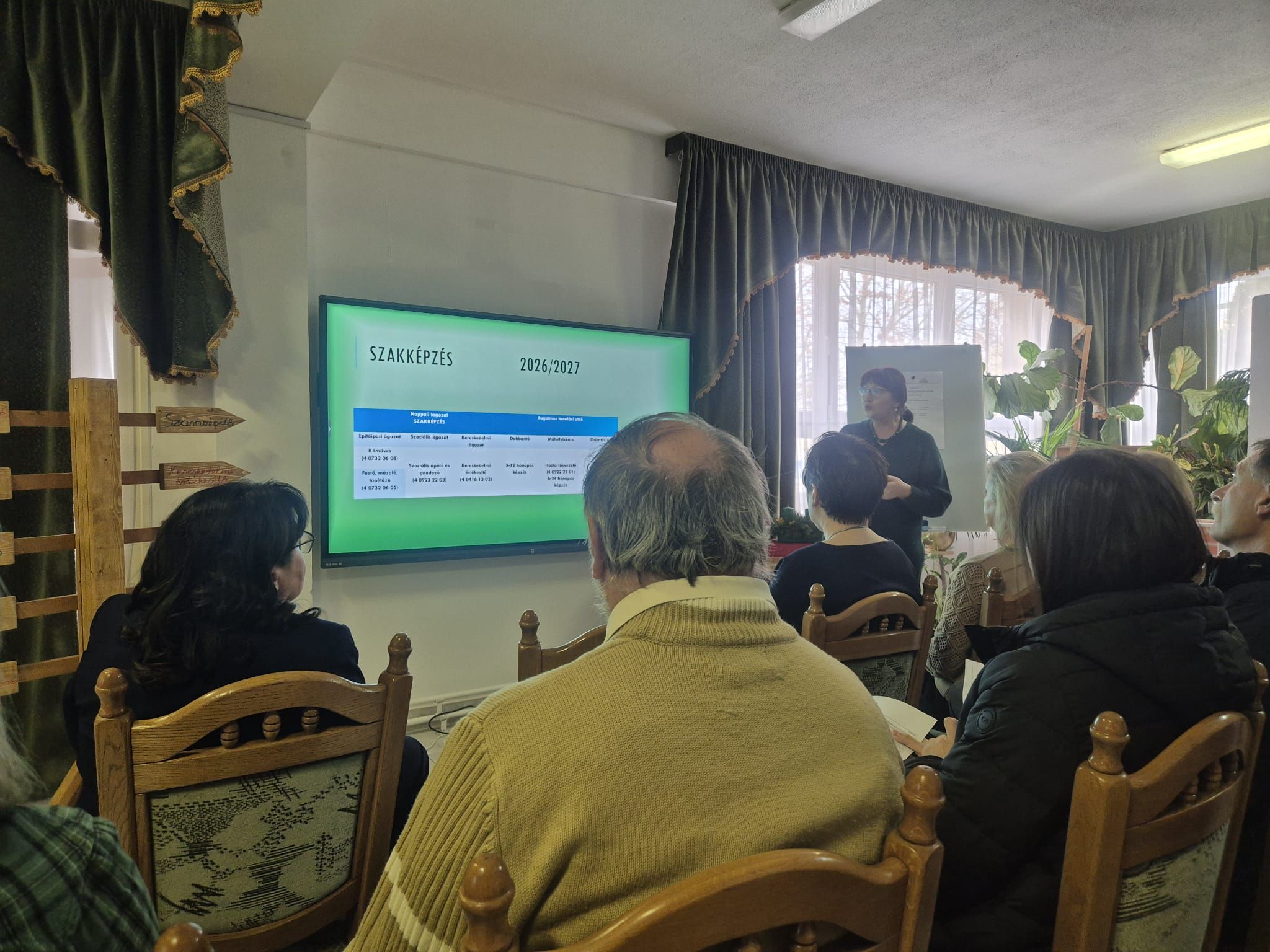 2025_11_kerekasztal_2.jpg