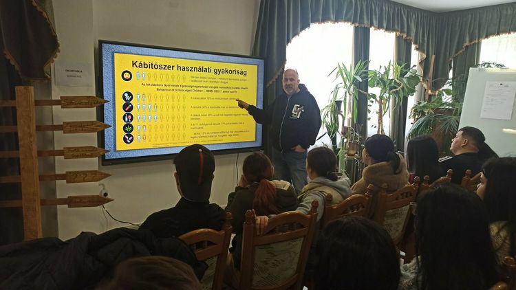 Drogmegelőzési előadás a BSZC Szilágyi Dániel Szakképző Iskolában – Kondor István r. őrnagy előadásával