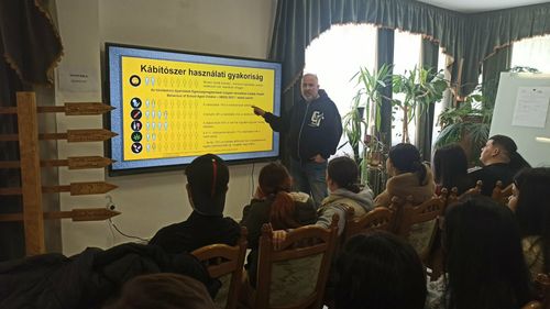 Drogmegelőzési előadás a BSZC Szilágyi Dániel Szakképző Iskolában – Kondor István r. őrnagy előadásával